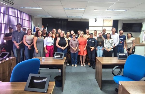 Procuradoria da Mulher reúne órgãos para fortalecer combate à violência em Rio Claro